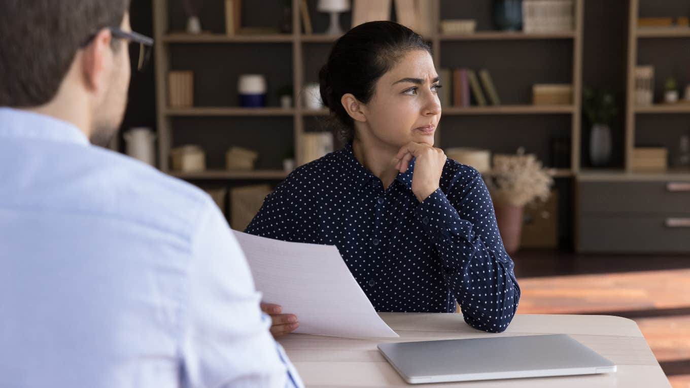 Pharmacist Tells Her Sister To Flip Down A K Job Supply